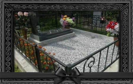 Как устанавливают оградку на кладбище