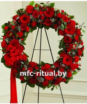 Венок из живых цветов «Красный бархат»