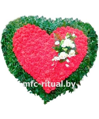 Венок-сердце из живых цветов «Вечная любовь»